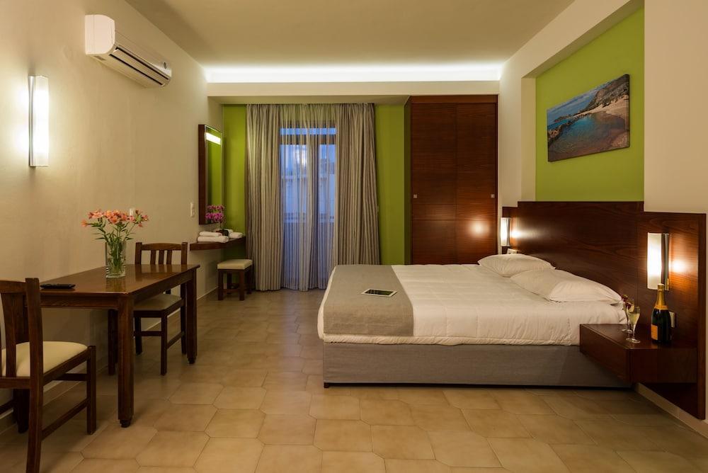 Oscar Suites & Village Agia Marina Exterior foto